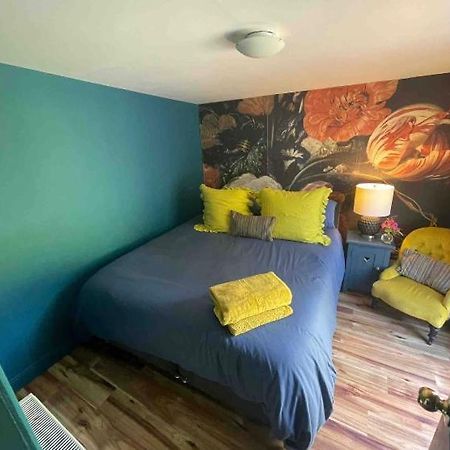 The Welcome Snug Bed & Breakfast Kinsale Bagian luar foto